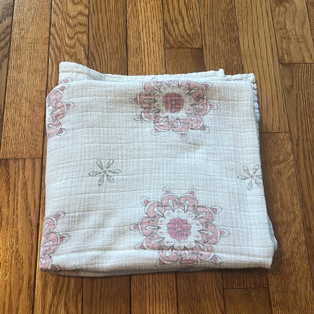 Aden & Anais Cotton Baby Blanket Swaddle Cozy GrayPink Nursery Paisley